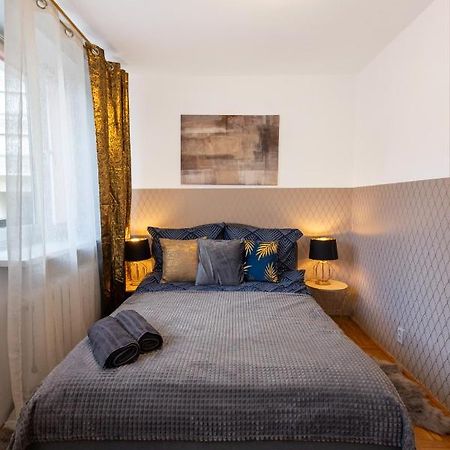 Clicktheflat Bellottiego Apart Rooms ワルシャワ エクステリア 写真